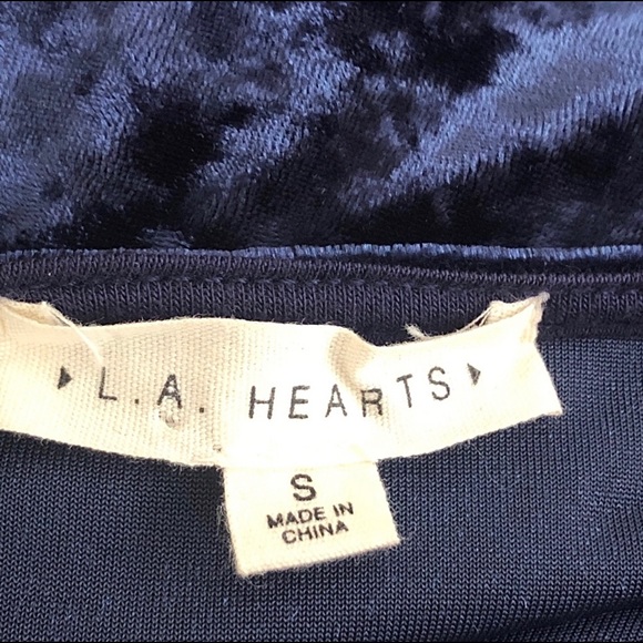 🌟🌟🌟SOLD🌟🌟🌟🎶 SHE WORE BLUE VELVET 🎶 L.A. HEARTS velvet dress Beautiful W - Picture 10 of 16